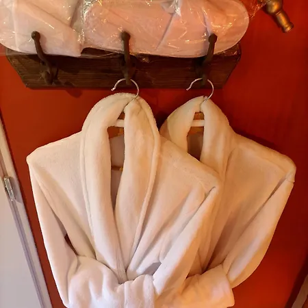 Bed & Breakfast La Magnanerie De Camias